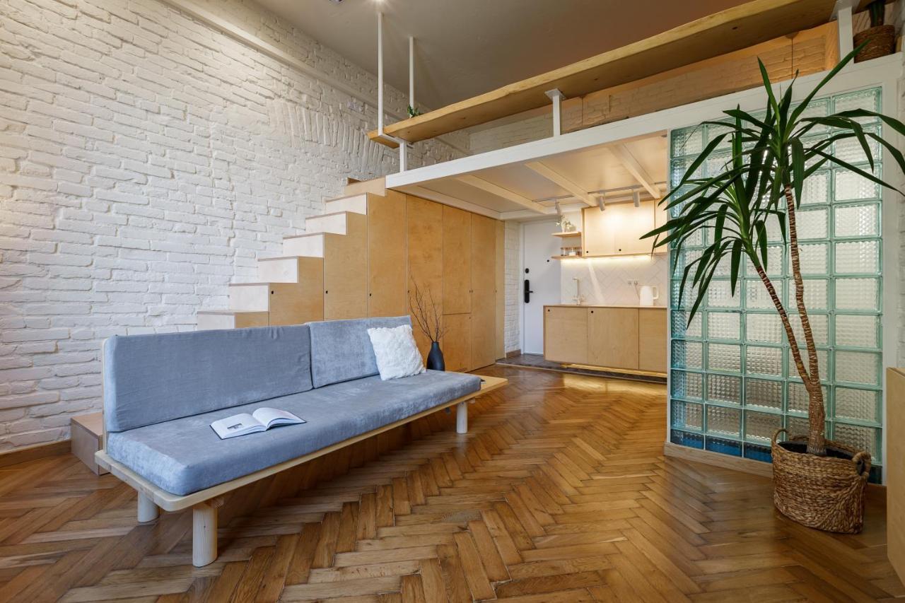 Passage Apartment Ивано-Франкивск Екстериор снимка
